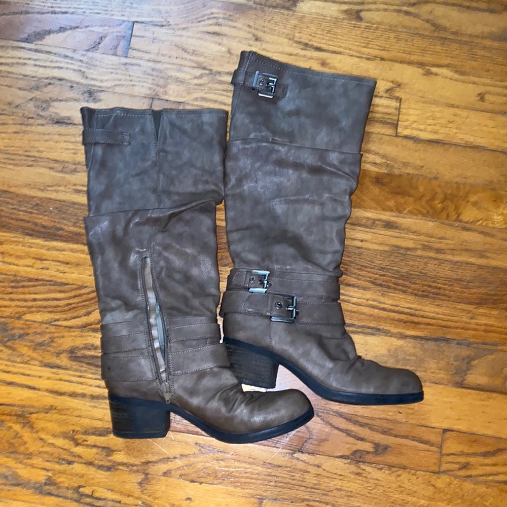 Carlos Claudia boots - Excellent condition.